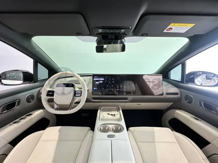 2025 Li i6 BEV,autocango,china used car exporter,china ev exporter,chinese used car exporter,chinese used ev exporter