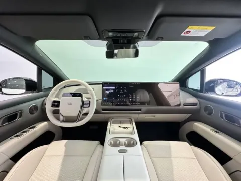 2025 Li i6 BEV