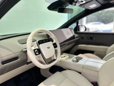 2025 Li i6 BEV
