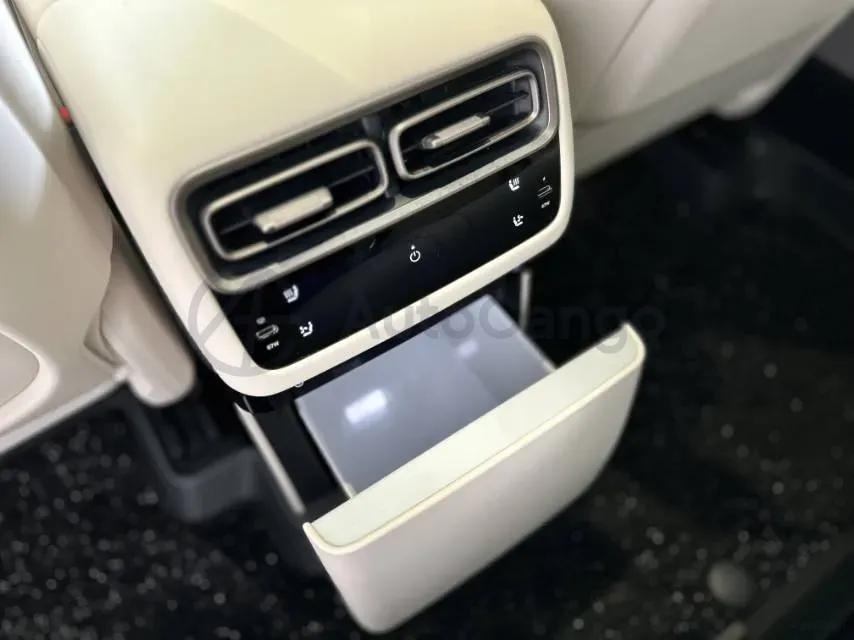 2025 Li i6 BEV,autocango,china used car exporter,china ev exporter,chinese used car exporter,chinese used ev exporter