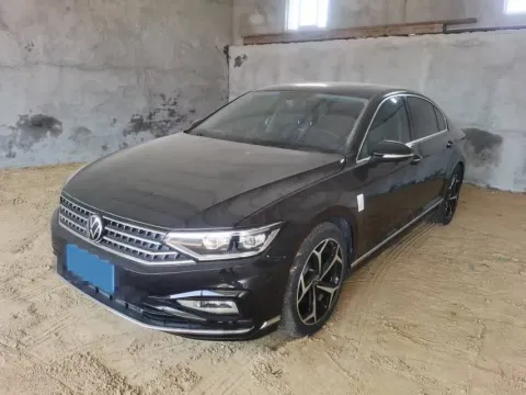 2023 VOLKSWAGEN MAGOTAN,autocango,china used car exporter,china ev exporter,chinese used car exporter,chinese used ev exporter