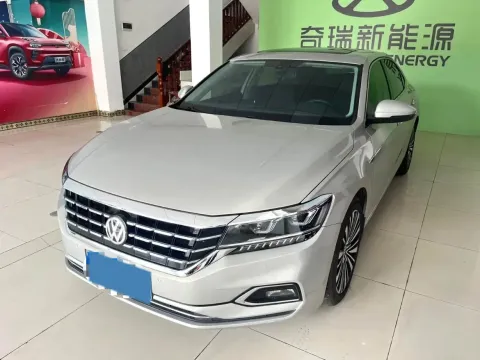 2020 VOLKSWAGEN PASSAT,autocango,china used car exporter,china ev exporter,chinese used car exporter,chinese used ev exporter