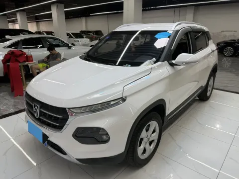 2017 BaoJun 510 1.5L 112HP L4 6MT,autocango,china used car exporter,china ev exporter,chinese used car exporter,chinese used ev exporter
