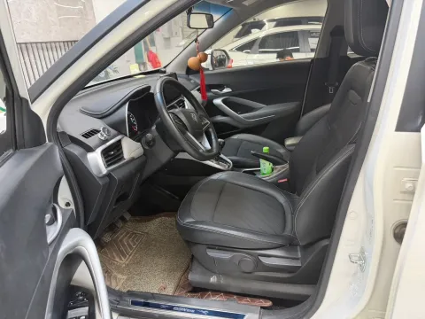2017 BaoJun 510 1.5L 112HP L4 6MT,autocango,china used car exporter,china ev exporter,chinese used car exporter,chinese used ev exporter