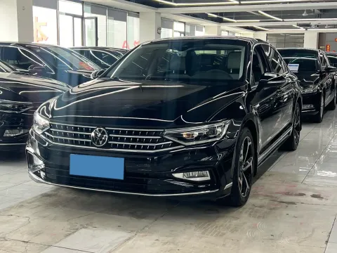 2024 VOLKSWAGEN MAGOTAN,autocango,china used car exporter,china ev exporter,chinese used car exporter,chinese used ev exporter