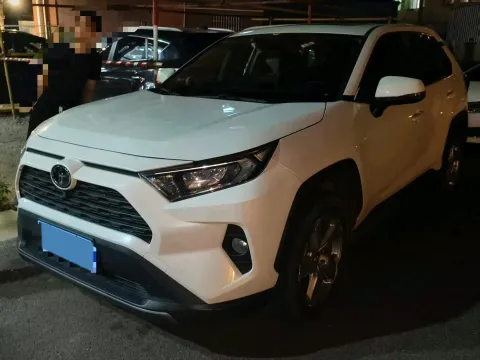 2020 TOYOTA RAV4,autocango,china used car exporter,china ev exporter,chinese used car exporter,chinese used ev exporter