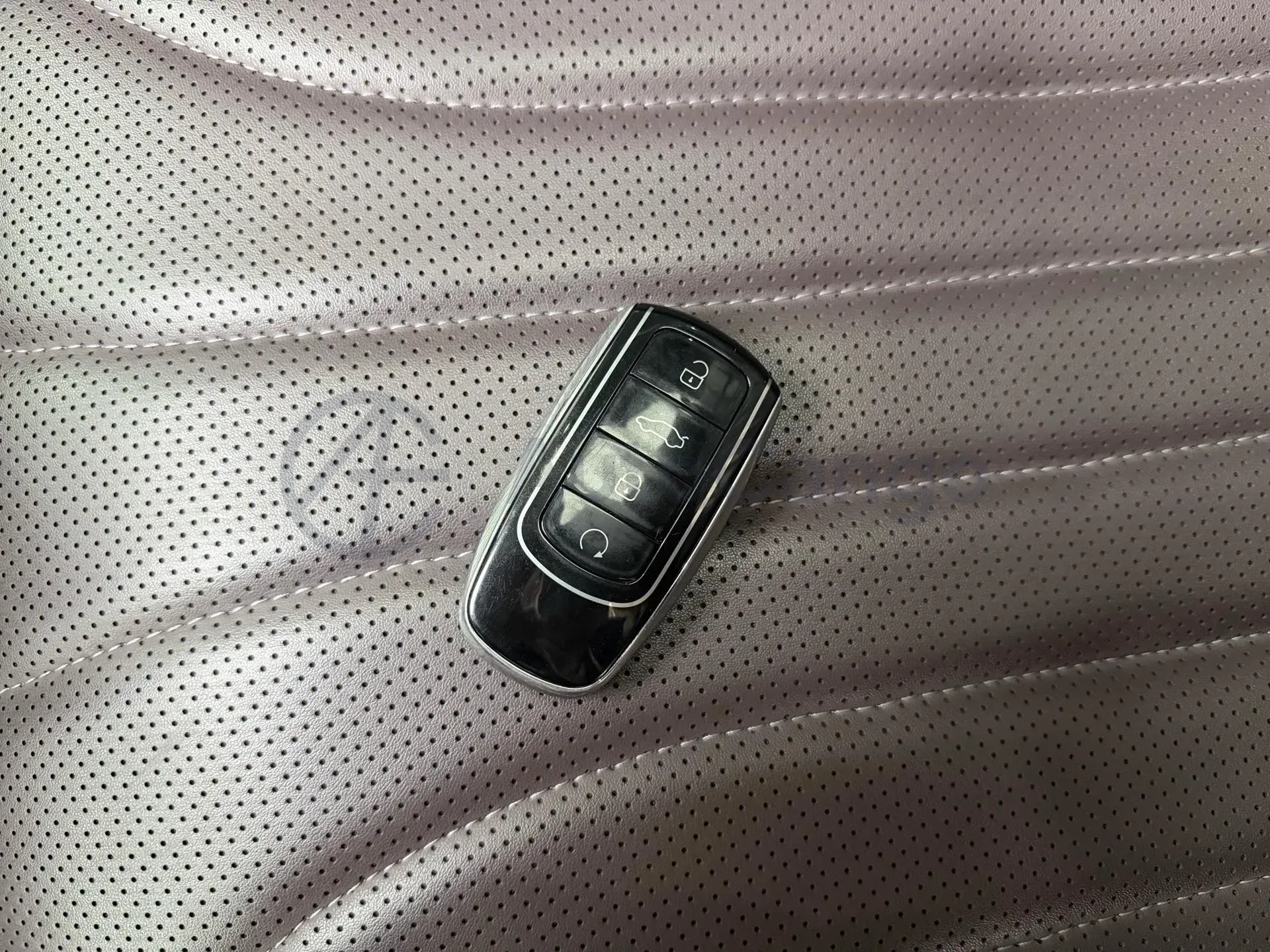 2025 Chery Tiggo9 C-DM 1.5T 156HP L4 3DHT PHEV 19.43KWH,autocango,china used car exporter,china ev exporter,chinese used car exporter,chinese used ev exporter