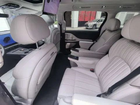 2025 Voyah Dream 1.5T 150HP L4 1DHT PHEV 41.7KWH