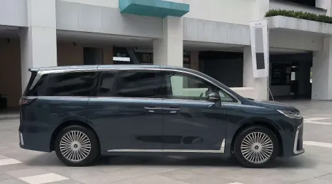 2025 Voyah Dream 1.5T 150HP L4 1DHT PHEV 41.7KWH
