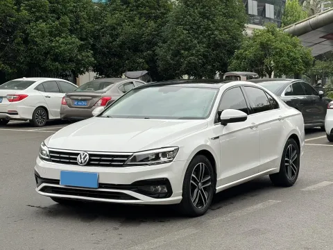 2021 VOLKSWAGEN LAMANDO,autocango,china used car exporter,china ev exporter,chinese used car exporter,chinese used ev exporter