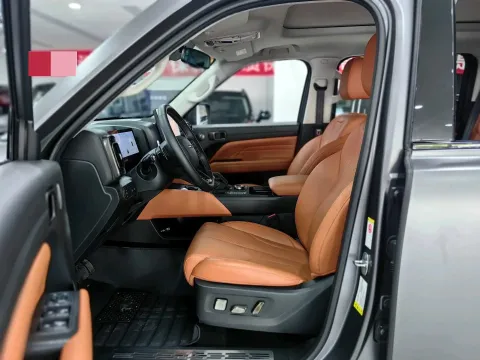 2024 Haval H9 2.0T 224HP L4 8AT,autocango,china used car exporter,china ev exporter,chinese used car exporter,chinese used ev exporter