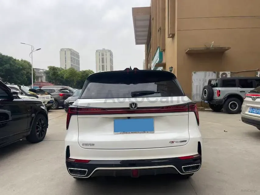 2023 ChangAn CS75 Plus 1.5T 188HP L4 8AT,autocango,china used car exporter,china ev exporter,chinese used car exporter,chinese used ev exporter