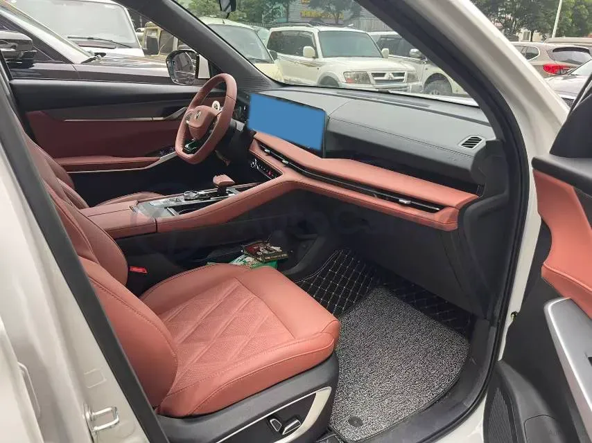 2023 ChangAn CS75 Plus 1.5T 188HP L4 8AT,autocango,china used car exporter,china ev exporter,chinese used car exporter,chinese used ev exporter