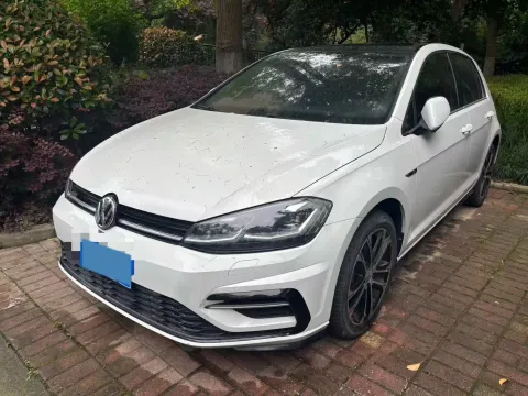 2020 VOLKSWAGEN GOLF,autocango,china used car exporter,china ev exporter,chinese used car exporter,chinese used ev exporter