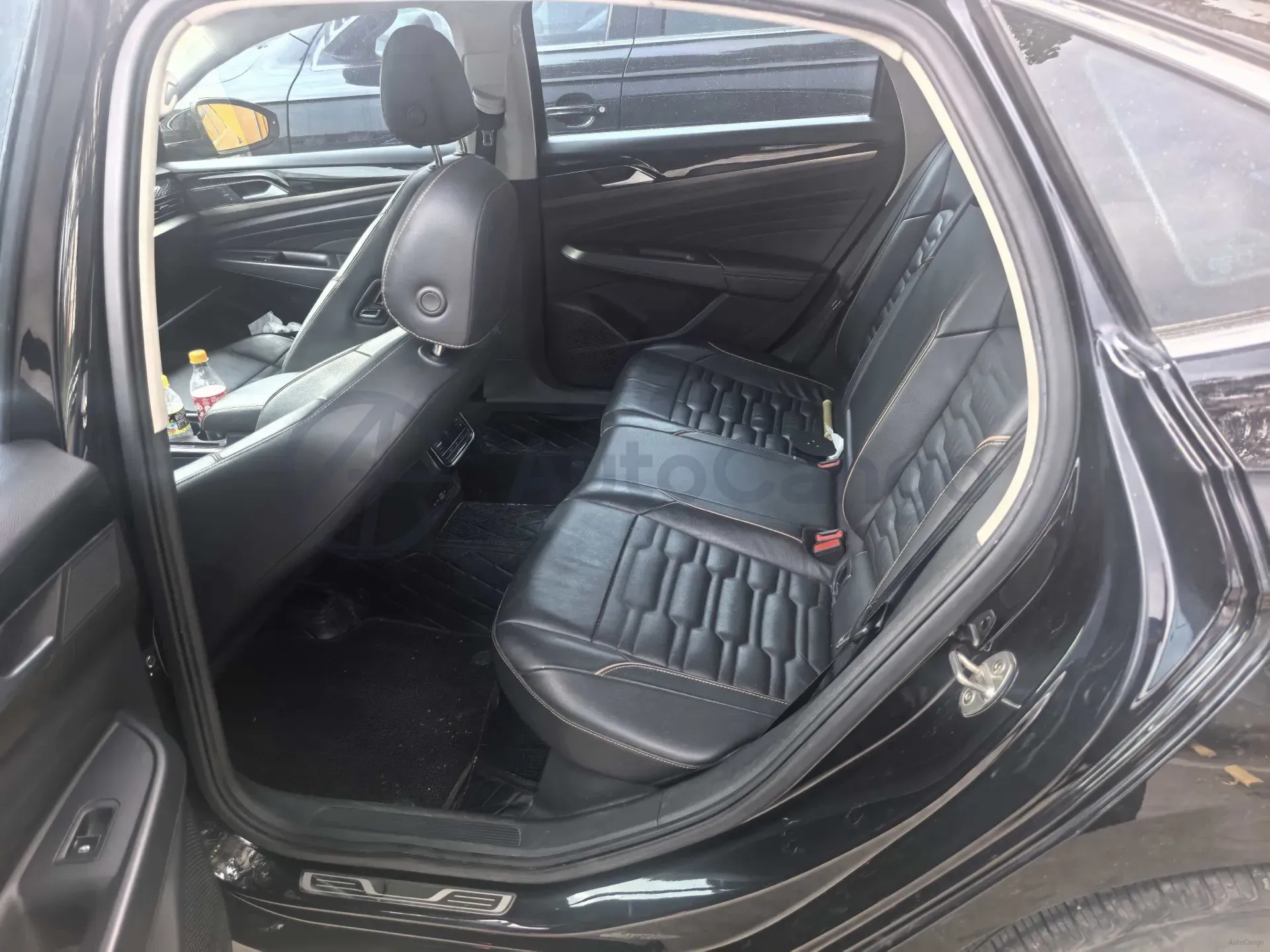 2020 Volkswagen Passat 2.0T 186HP L4 7DCT,autocango,china used car exporter,china ev exporter,chinese used car exporter,chinese used ev exporter