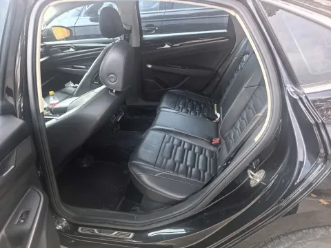 2020 Volkswagen Passat 2.0T 186HP L4 7DCT