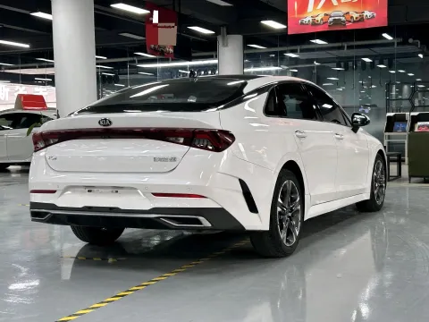 2020 Kia K5 1.5T 170HP L4 7DCT