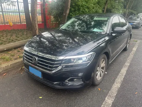2020 VOLKSWAGEN PASSAT,autocango,china used car exporter,china ev exporter,chinese used car exporter,chinese used ev exporter