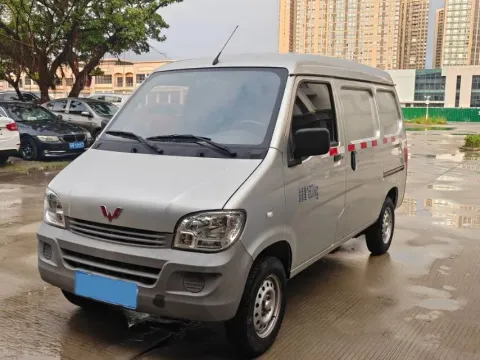 2020 WuLing ZhiGuang 1.2L 76HP L4 5MT,autocango,china used car exporter,china ev exporter,chinese used car exporter,chinese used ev exporter