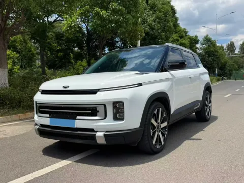 2023 GEELY ICON,autocango,china used car exporter,china ev exporter,chinese used car exporter,chinese used ev exporter