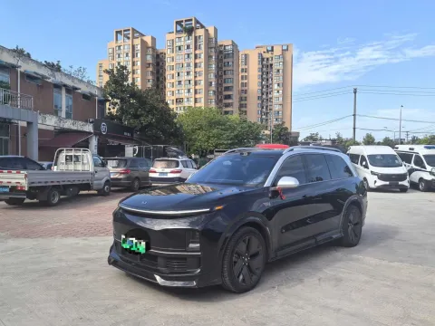 2025 LI L9,autocango,china used car exporter,china ev exporter,chinese used car exporter,chinese used ev exporter