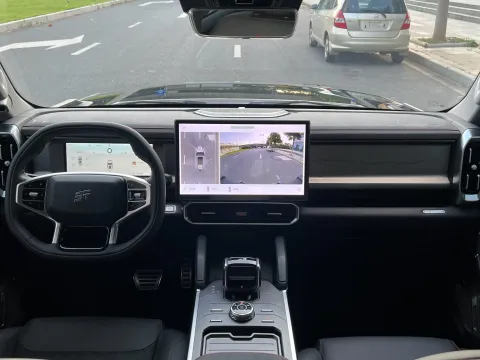 2023 Jetour Traveller 2.0T 254HP L4 7DCT