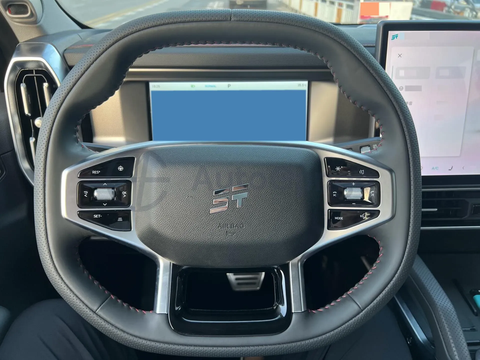 2023 Jetour Traveller 2.0T 254HP L4 7DCT,autocango,china used car exporter,china ev exporter,chinese used car exporter,chinese used ev exporter