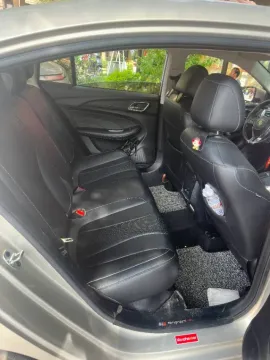 2020 Roewe i5 1.5L 120HP L4 CVT