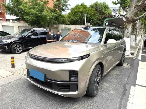2022 LI L9,autocango,china used car exporter,china ev exporter,chinese used car exporter,chinese used ev exporter