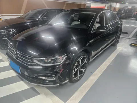 2023 VOLKSWAGEN MAGOTAN,autocango,china used car exporter,china ev exporter,chinese used car exporter,chinese used ev exporter