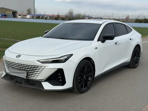 2023 CHANGAN UNI-V IDD,autocango,china used car exporter,china ev exporter,chinese used car exporter,chinese used ev exporter
