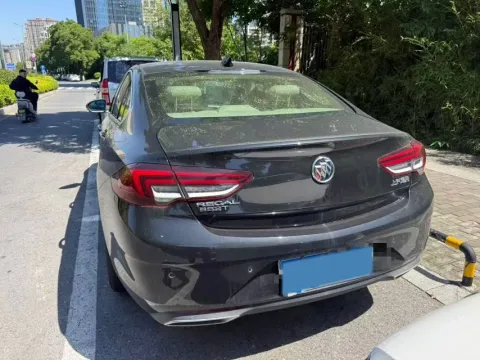 2020 Buick Regal 1.5T 169HP L4 9AT