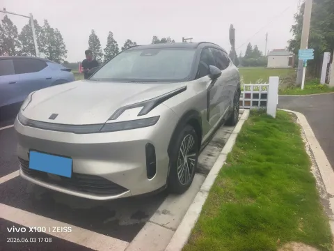 2025 LYNK&CO 08 EM-P,autocango,china used car exporter,china ev exporter,chinese used car exporter,chinese used ev exporter