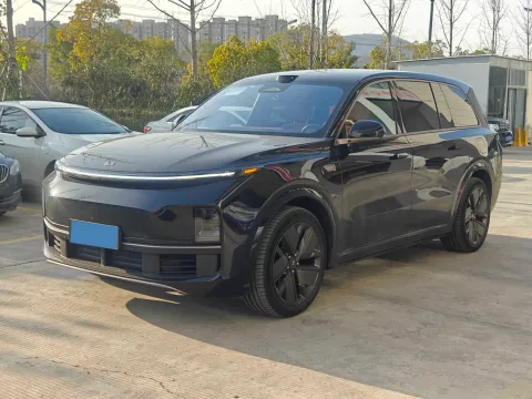 2025 LI L9,autocango,china used car exporter,china ev exporter,chinese used car exporter,chinese used ev exporter