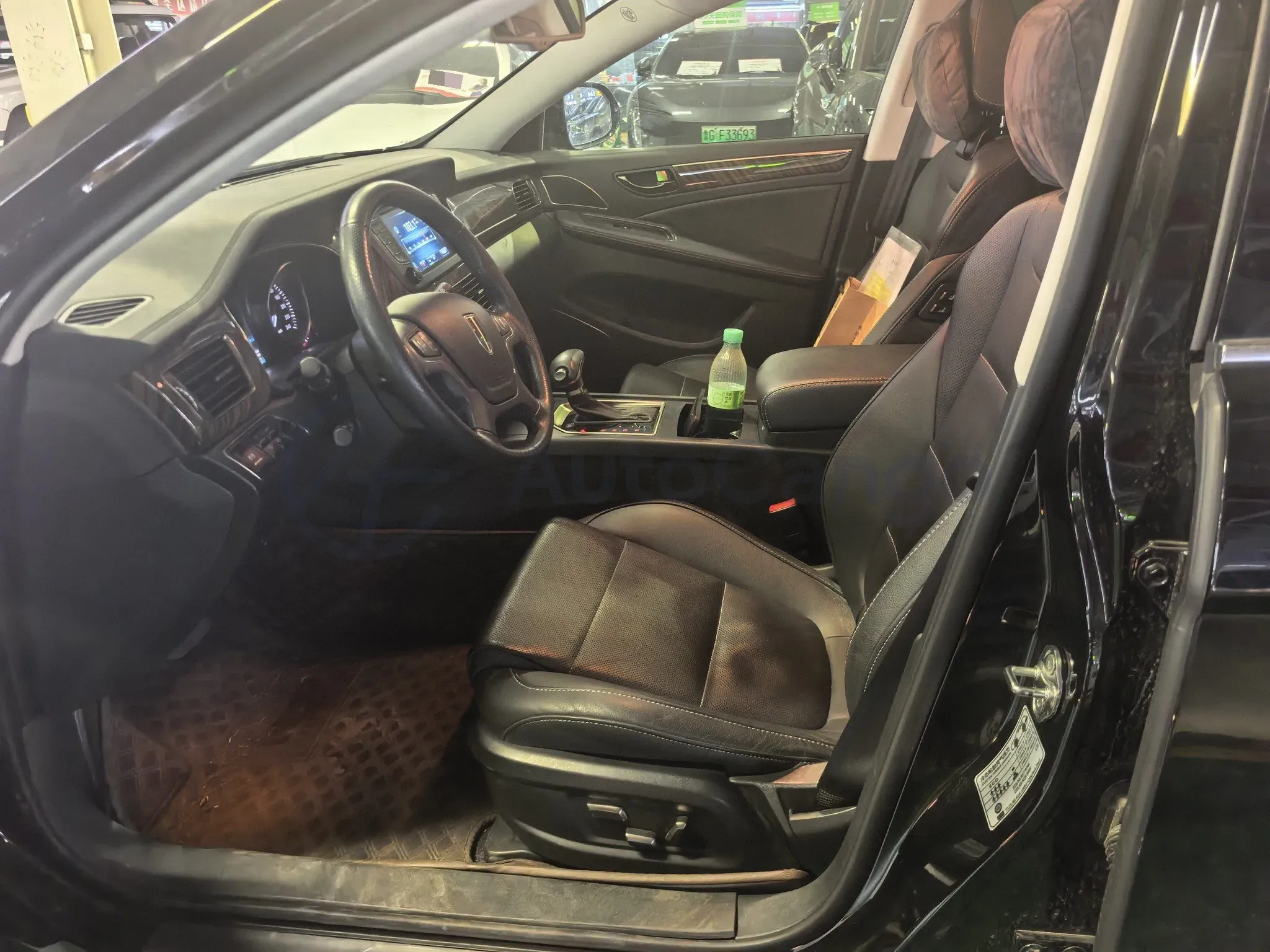 2021 HongQi H7 2.0T 204HP L4 6AT,autocango,china used car exporter,china ev exporter,chinese used car exporter,chinese used ev exporter