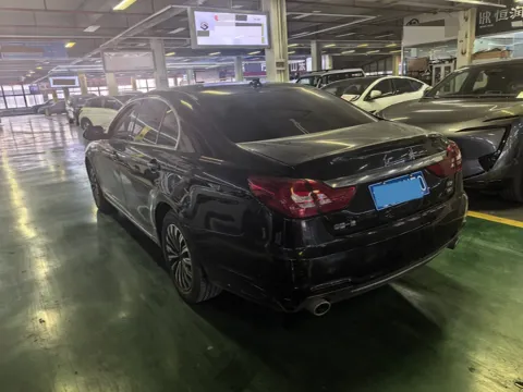 2021 HongQi H7 2.0T 204HP L4 6AT
