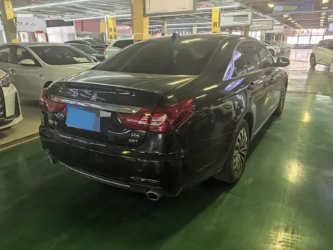 2021 HongQi H7 2.0T 204HP L4 6AT
