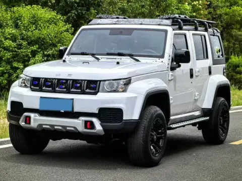 2020 BEIJING BJ40,autocango,china used car exporter,china ev exporter,chinese used car exporter,chinese used ev exporter