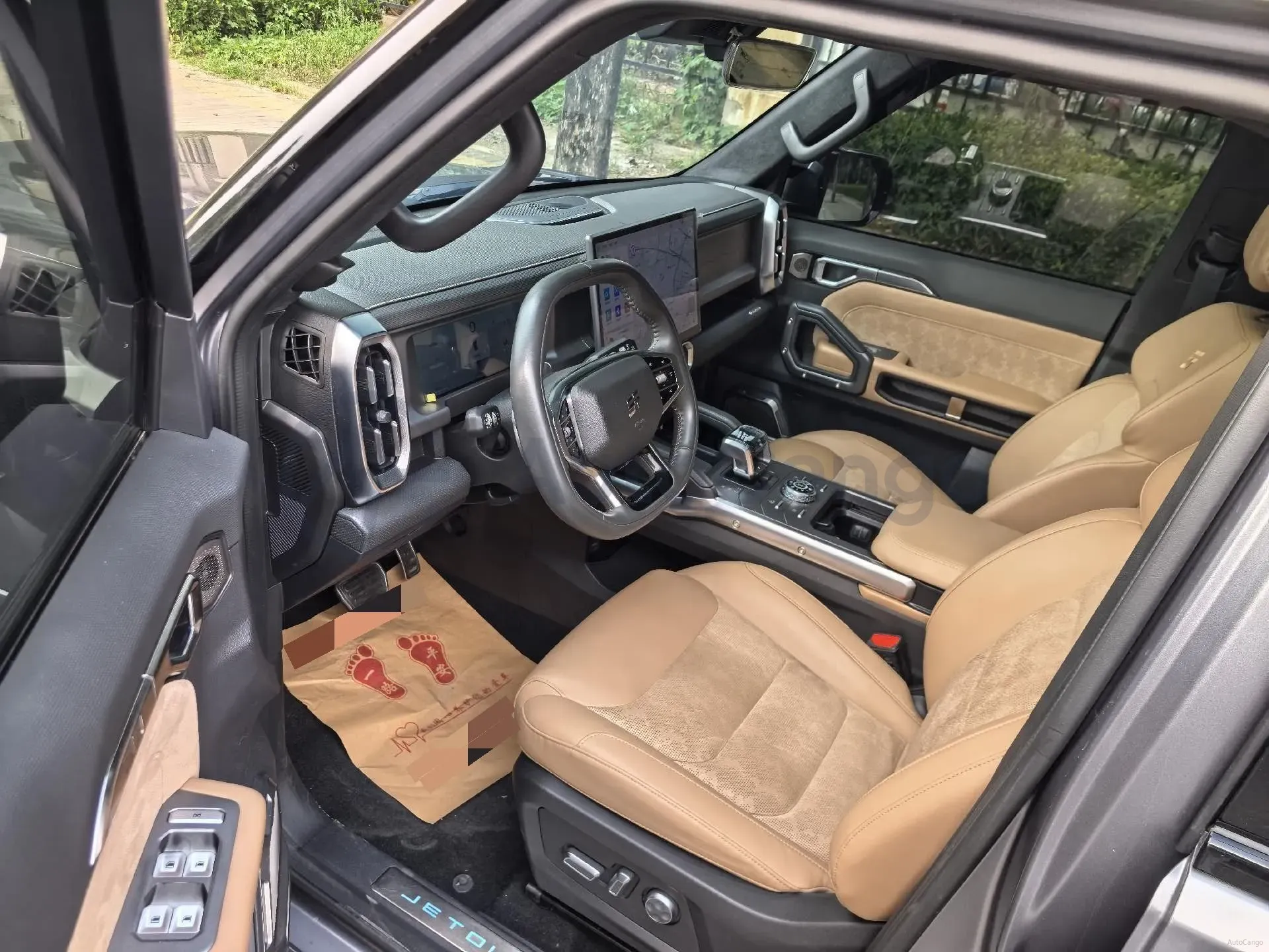 2024 Jetour Traveller 2.0T 254HP L4 7DCT,autocango,china used car exporter,china ev exporter,chinese used car exporter,chinese used ev exporter