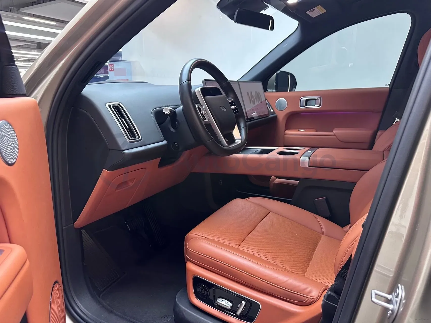 2023 Li L8 Range Extended 154HP REEV 40.9KWH,autocango,china used car exporter,china ev exporter,chinese used car exporter,chinese used ev exporter