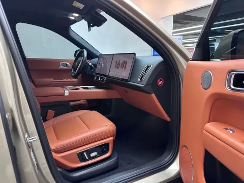 2023 Li L8 Range Extended 154HP REEV 40.9KWH