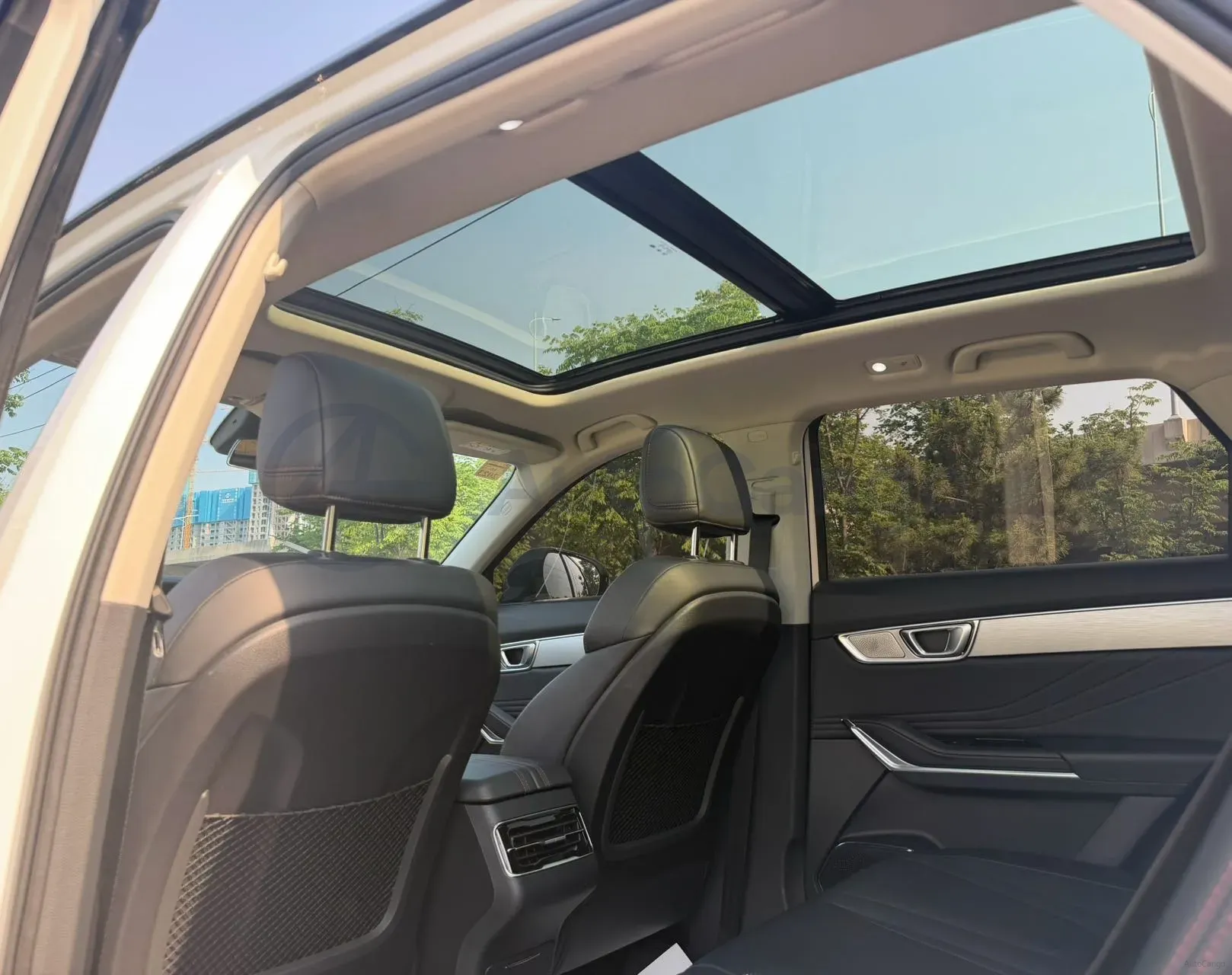 2020 Bestune T99 2.0T 224HP L4 6AT,autocango,china used car exporter,china ev exporter,chinese used car exporter,chinese used ev exporter
