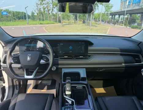 2020 Bestune T99 2.0T 224HP L4 6AT