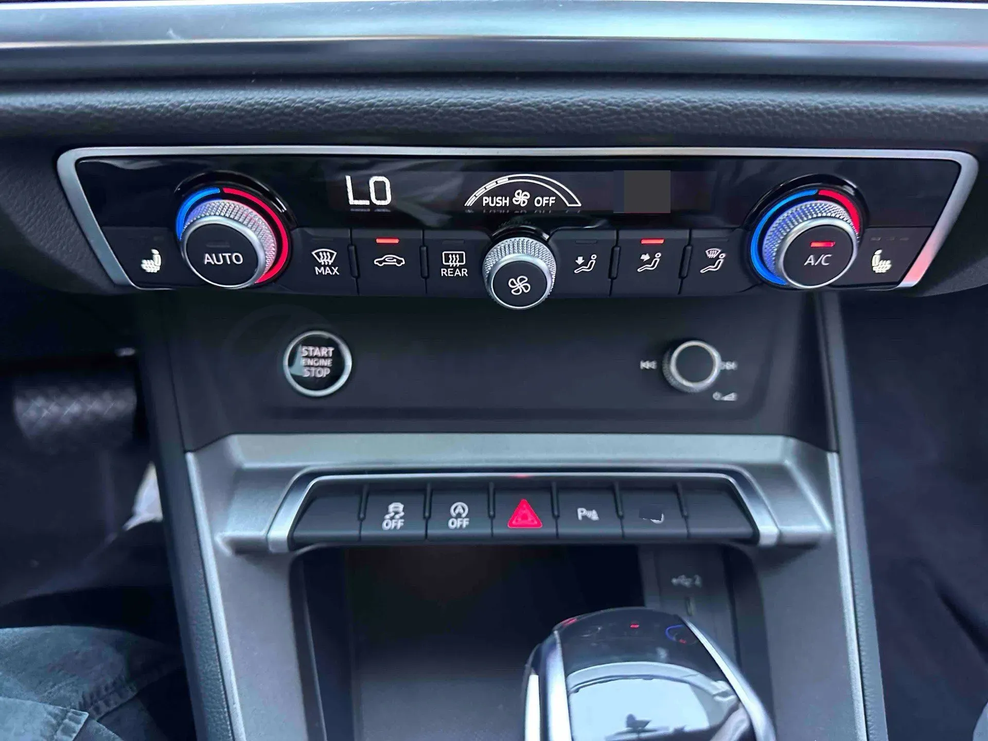 2022 Audi Q3 1.4T 150HP L4 7DCT,autocango,china used car exporter,china ev exporter,chinese used car exporter,chinese used ev exporter