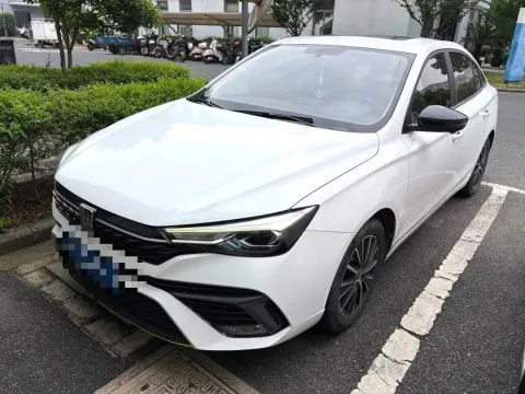 2021 ROEWE I5,autocango,china used car exporter,china ev exporter,chinese used car exporter,chinese used ev exporter
