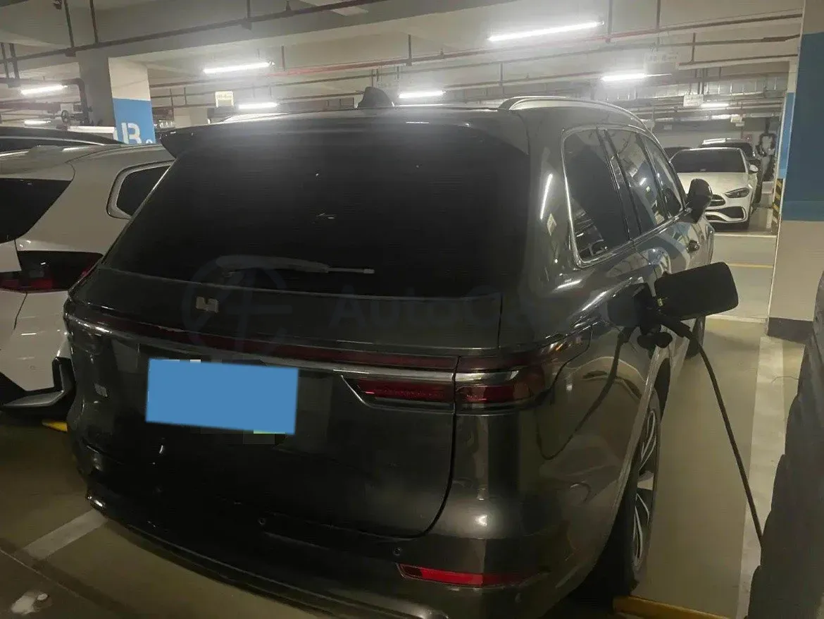 2020 Li ONE Range Extended 131HP REEV 40.5KWH,autocango,china used car exporter,china ev exporter,chinese used car exporter,chinese used ev exporter