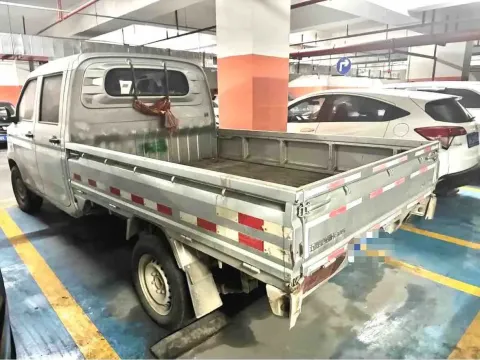 2019 WuLing RongGuang New Truck 1.5L 107HP L4 5MT,autocango,china used car exporter,china ev exporter,chinese used car exporter,chinese used ev exporter