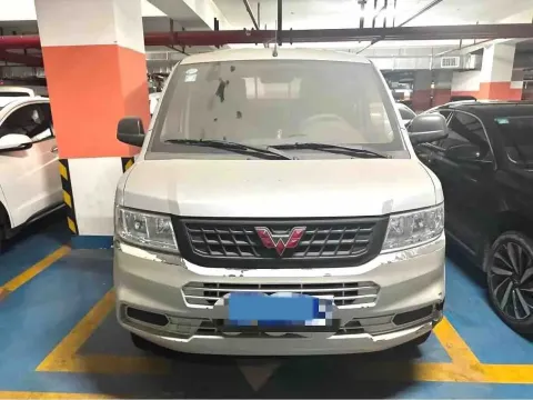 2019 WuLing RongGuang New Truck 1.5L 107HP L4 5MT,autocango,china used car exporter,china ev exporter,chinese used car exporter,chinese used ev exporter