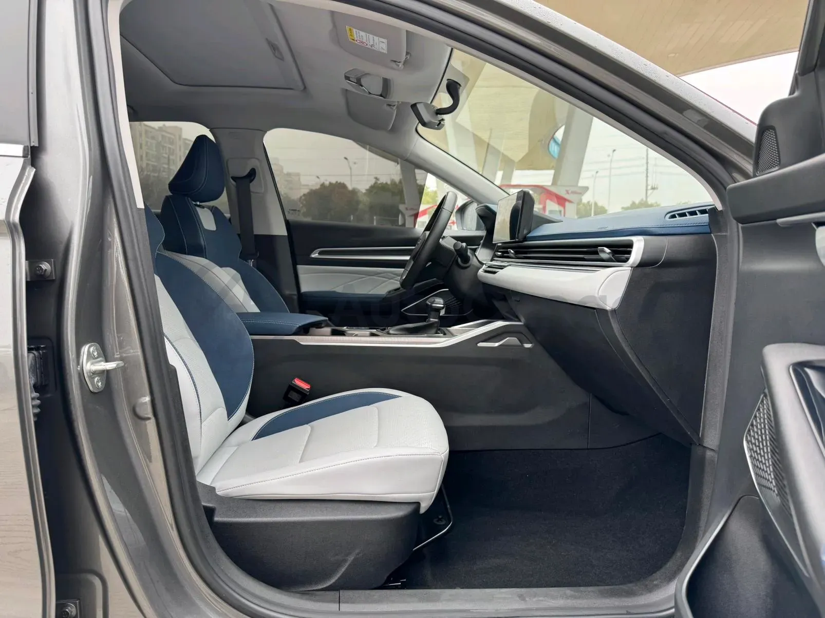 2022 Geely Emgrand 1.5L 114HP L4 CVT,autocango,china used car exporter,china ev exporter,chinese used car exporter,chinese used ev exporter