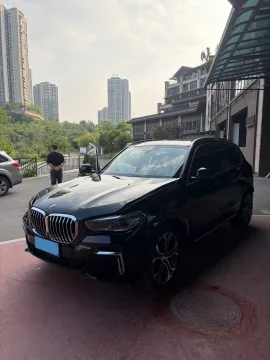 2022 BMW X5,autocango,china used car exporter,china ev exporter,chinese used car exporter,chinese used ev exporter
